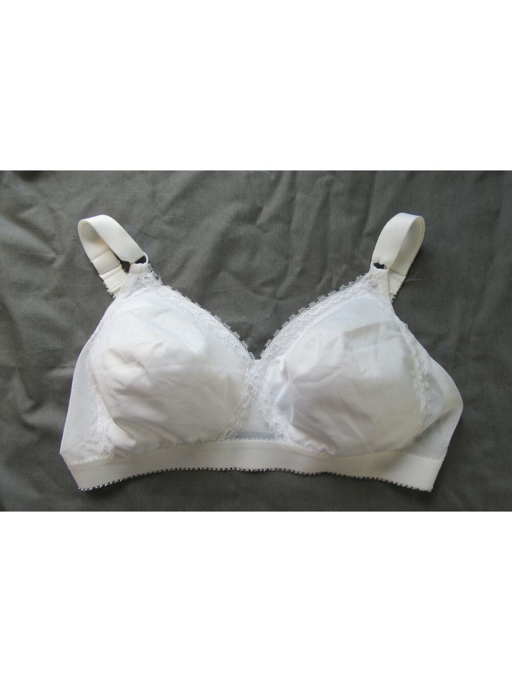 Playtex 0655 White Cross Your Heart Lined Soft Cup Wireless Bra 38D